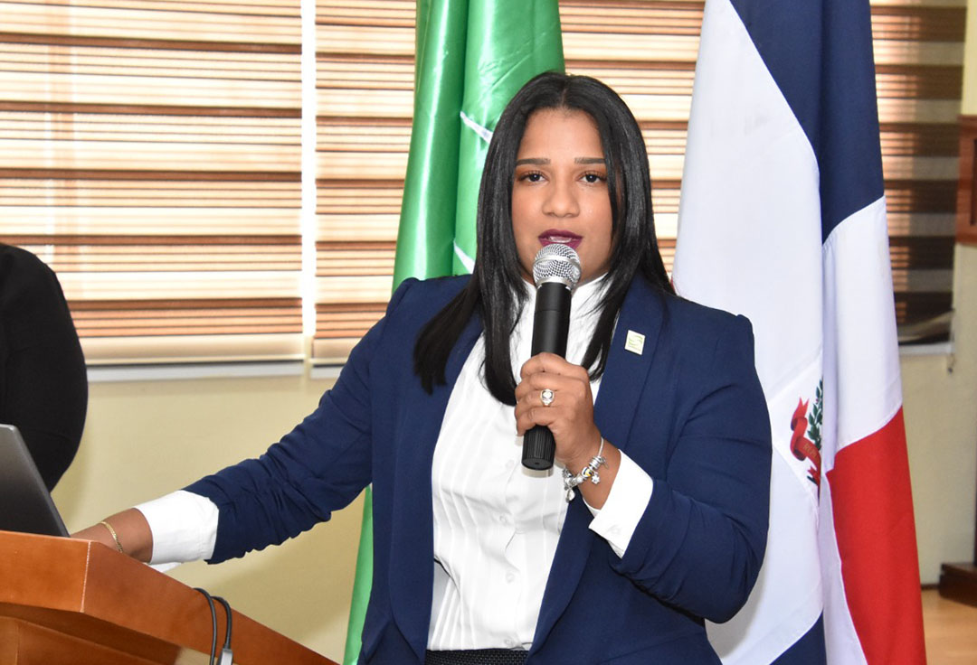 Directora regional de SeNaSa presenta programas de prevención y ...