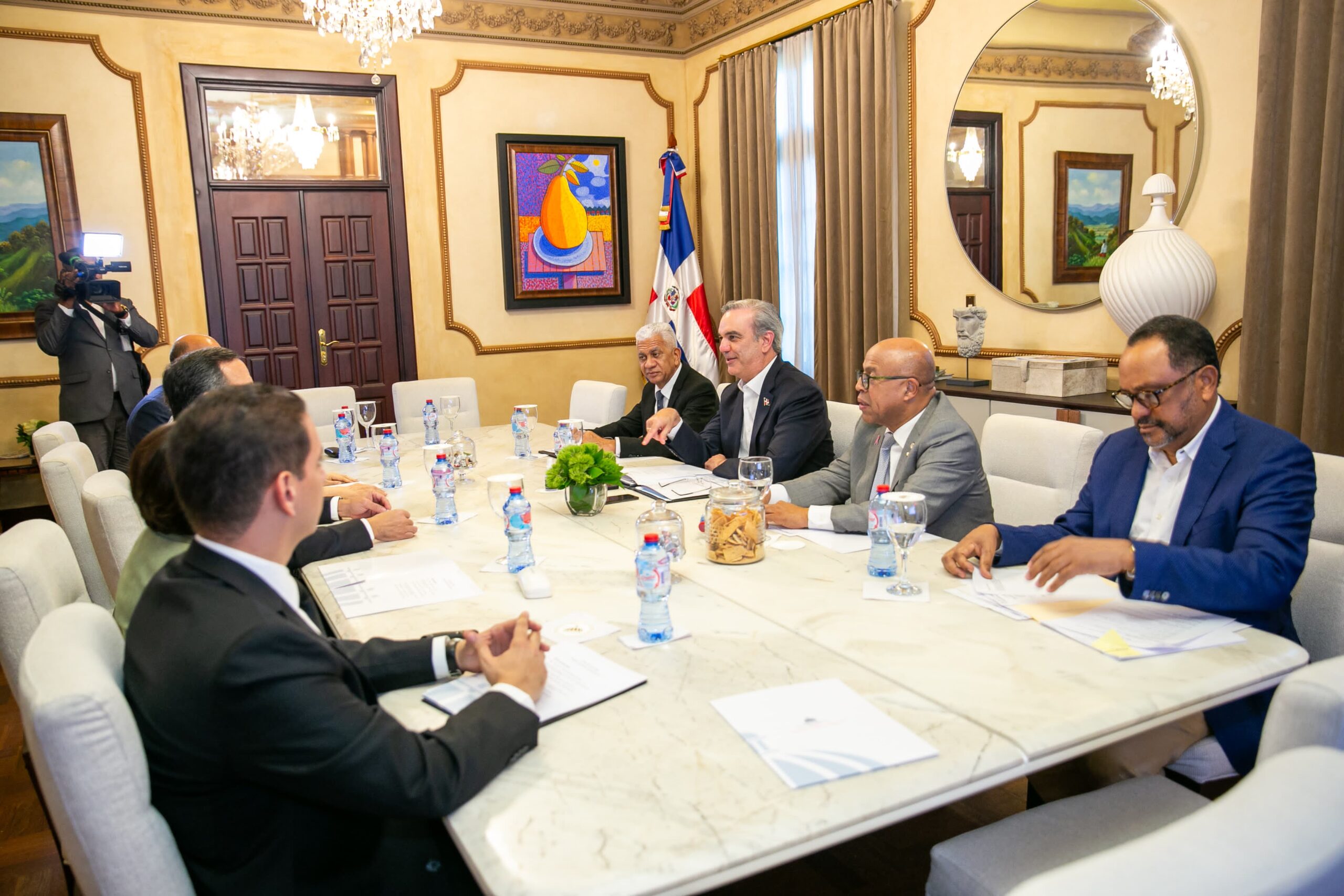 Presidente Abinader encabeza reunión del Consejo Nacional de la ...