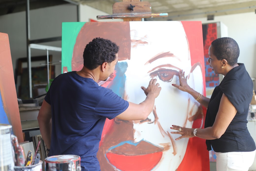 El pintor Oscar Abreu inmortaliza a Magalie Adolphe Racine en una obra ...