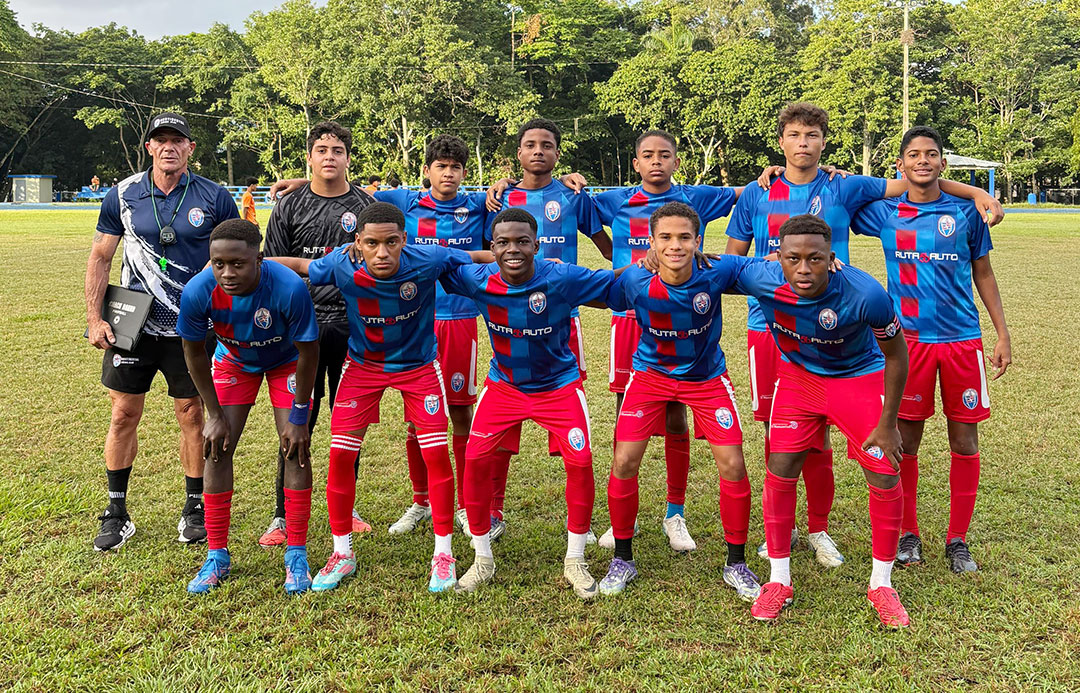Continental Academy reunió a más de 160 atletas con torneo fútbol nacional en disputa de la Copa ADN