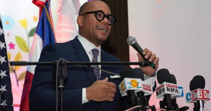 Ray Andújar expresa en NY que la cultura dominicana trasciende los límites geográficos